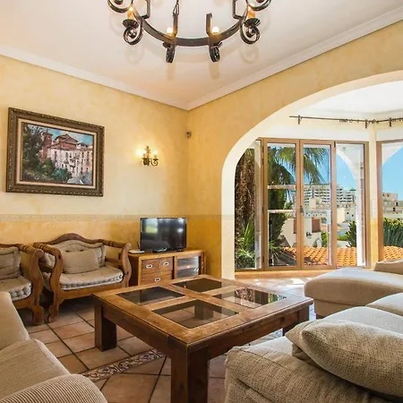 Cintya - Plusholidays Vila